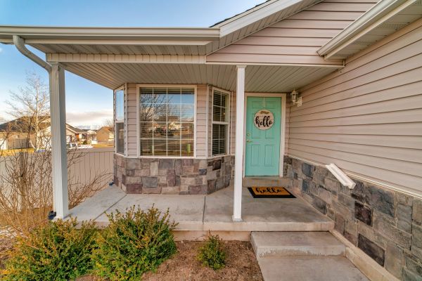 Cost of Porch Concrete Installation in Mooresville