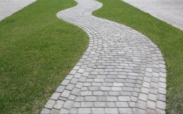 Cost of Footpath Paving in Mooresville