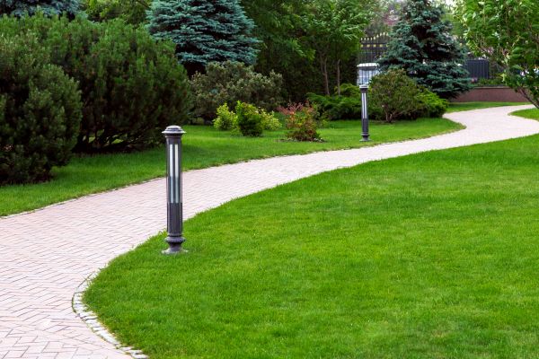 Cost of Backyard Sidewalk Installation in Mooresville